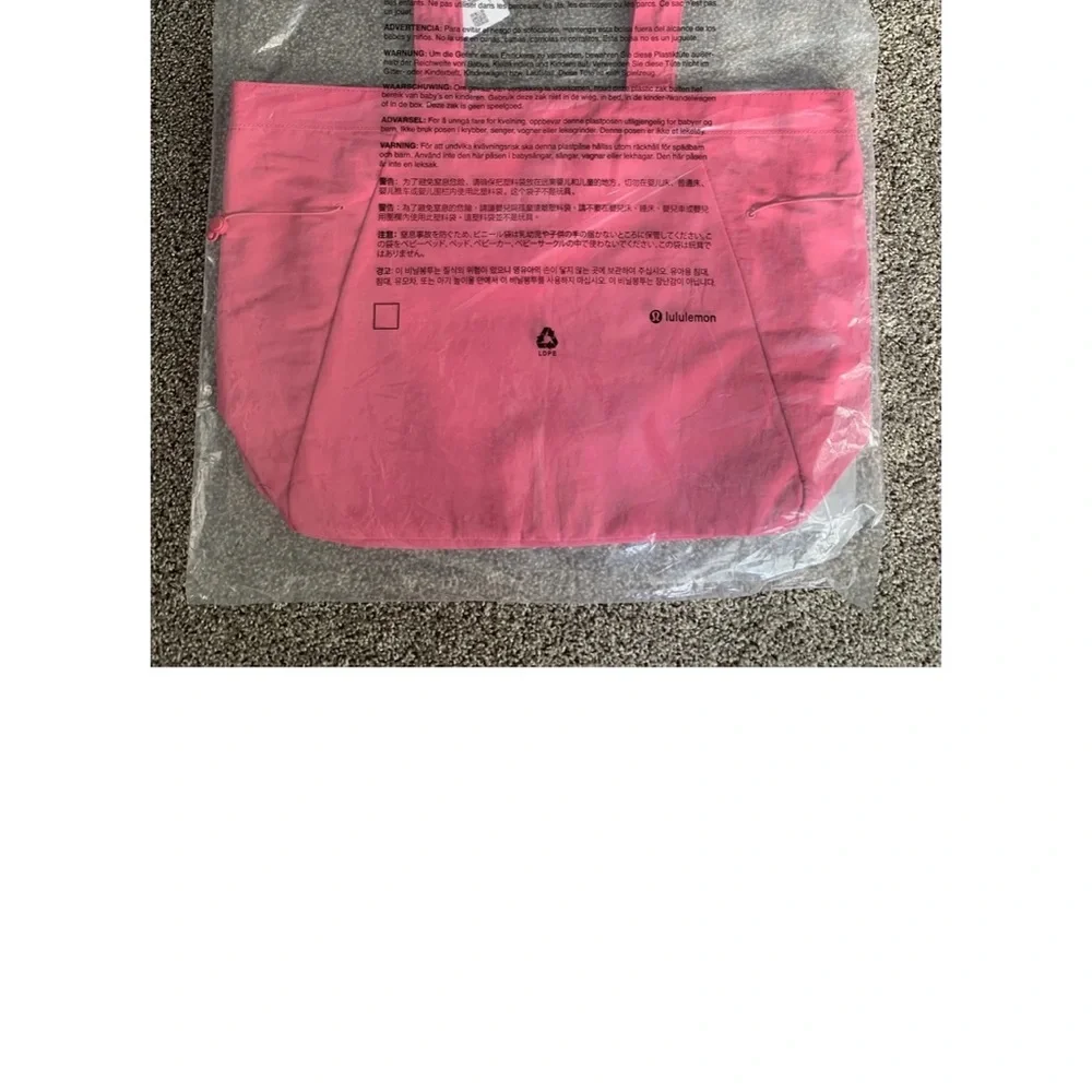 NWT 🍋 Lululemon Raspberry Coulis Side Cinch Shopper Bag